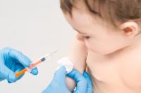 Gyermekkori védőoltások kisokos: Mit előznek a védőoltások meg? Mikor oltanak? Melyek a lehetséges mellékhatások? - Hivatalos ÁNTSZ tájékoztató