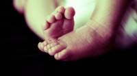 Másokat hibáztat az oltásellenes apa csecsemője haláláért