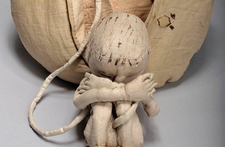 Textilbabákkal a csecsemőhalandósság ellen