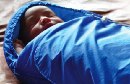 Egy öleléssel a koraszülöttekért