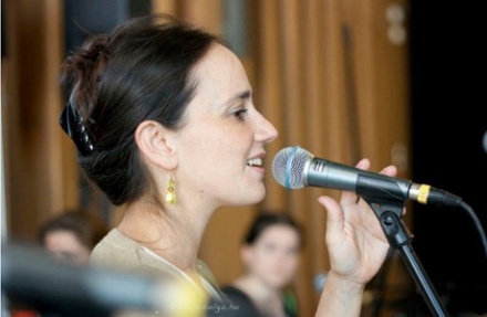 A zene, a csend és a család erejéről