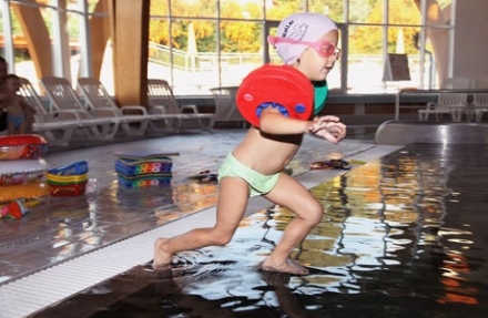 Mókák a vízben félős gyerekeknek!