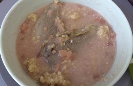 Téged mivel etettek a kórházban? Ezt megennéd?