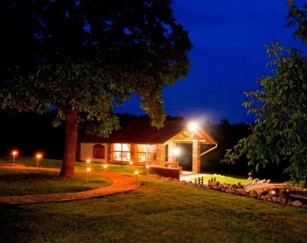 Elbűvölő borházak a zalai dombok között