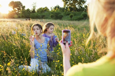 Nem árt odafigyelni, mit osztunk meg a neten a gyerekeinkkel kapcsolatban