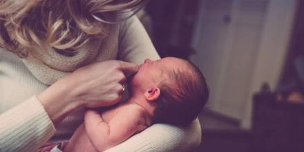 MIÉRT HALUNK BELE AZ ANYASÁGBA?