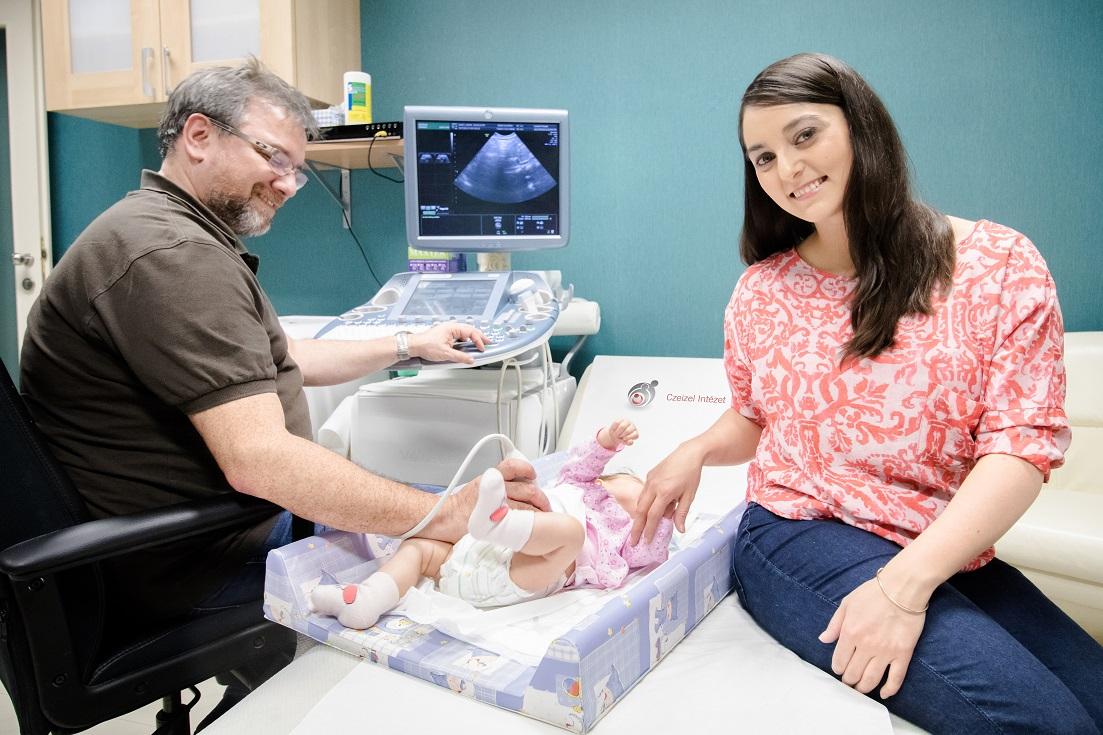 Csemer Boggie és kislánya