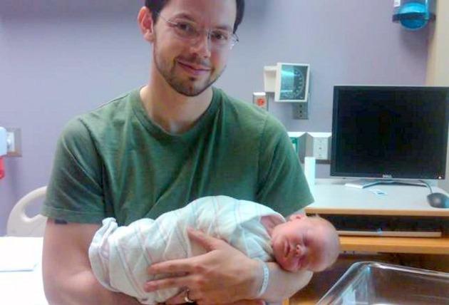 AZ ANYUKA BELEHALT KISLÁNYUK SZÜLÉSÉBE, DE EKKOR EGY CSODÁLATOS DOLOG TÖRTÉNT