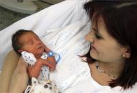 Hármas ikrek születtek Miskolcon! Az orvosok különleges ikerterhességről számoltak be! - Fotók a tündéri babákról