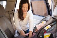 Hogyan utazhatnak babák, kisgyerekek az autóban a KRESZ szerint? Mikortól nem szükséges a gyerekülés? Hogyan szállítható baba az első ülésen? - Mikortól nem szükséges a gyerekülés? Hogyan szállítható baba az első ülésen?