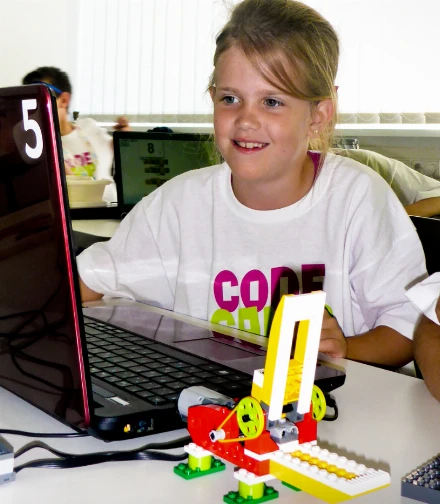 A logikus, algoritmikus gondolkodás fejlesztésével sokat tehetünk gyermekünk jövőjéért