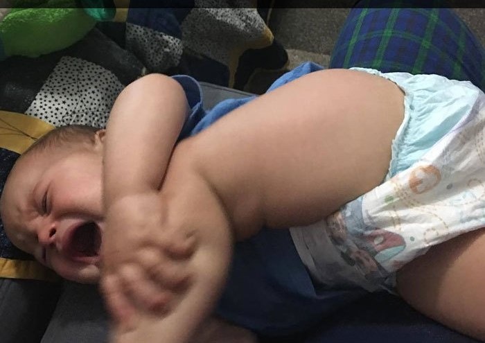 10 vicces helyzet, amikor a gyerekek olyasmiért hisztiznek, amit semmiképp nem csinálhatnak