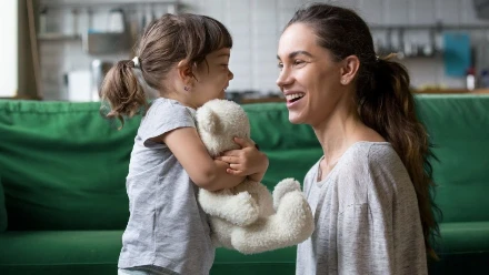 Nagyot nézett az anyuka, mikor a babája kimondta élete első szavát és rögtön ismételgetni is kezdte