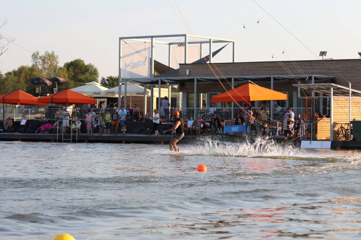 Central Wakeboard Park - okpecs.hu