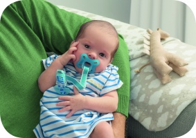 MAM Comfort cumi: 100% biztonság és kényelem az újszülötteknek. (X)