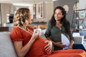 Hogyan reagáljunk a kéretlen terhességi tanácsokra?