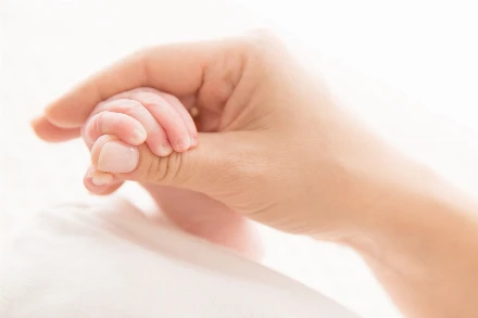 Kalandos születések otthon, úton – az alkalmi bábák történetei