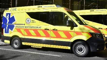 Dráma karácsony első napján: egy pánikba esett anyuka szorult a mentősök segítségére