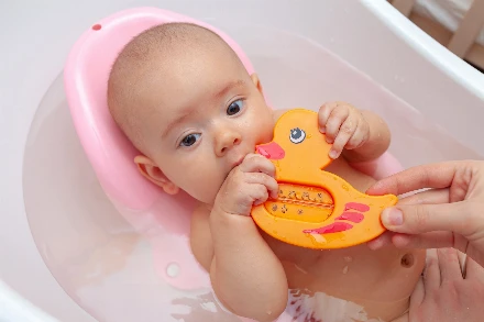 Tanácsok a zökkenőmentes babafürdetéshez