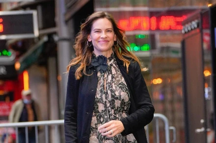 45 felett is biztonságos a családalapítás? Hilary Swank szerint igen, de ez nem ilyen egyszerű...