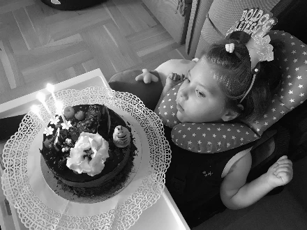 El kell engednem egy álmot. Egy álmot arról az édesanyáról, akivé egy egészséges, átlagos kislány tett volna engem