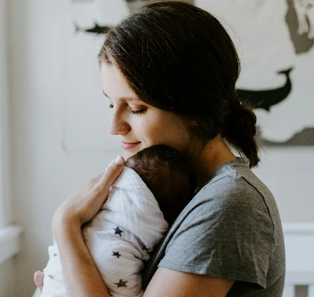 Szülőnek lenni nem velünk született tudás, de ettől még elég jó szülő leszel!