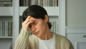 Fáj a fejed az időjárási frontok miatt? 5 házi praktika, hogy enyhítsd a fájdalmat