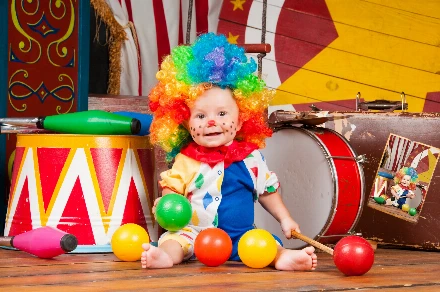 Farsangi jelmezek gyerekeknek: ezekre a veszélyekre figyelmeztet a Fogyasztóvédelmi Hatóság!