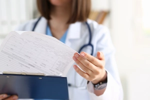 Milyen laborértékek utalhatnak májbetegségre?