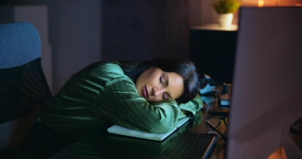 Pajzsmirigygyulladás: 7 korai jel, amiből felismerheted fel, ha baj van