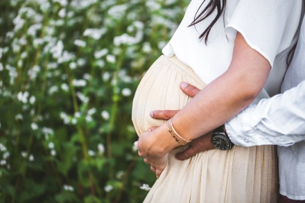 Ennyi mindenről árulkodik a kismama hasának mérete, helyzete és formája