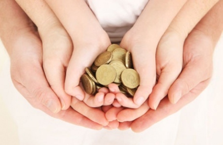 Elkeseredett kismamák: a kevésből is elvettek